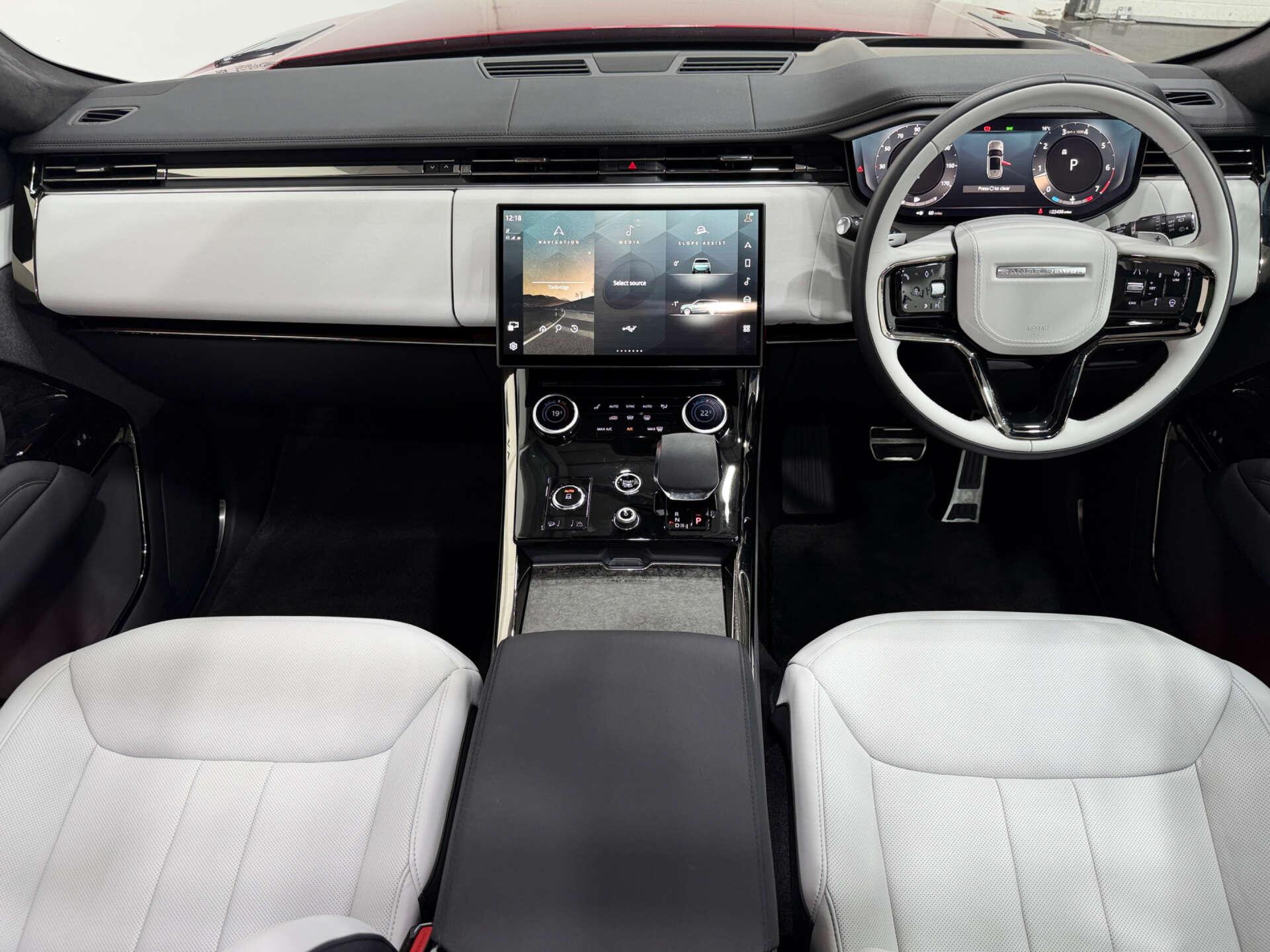 Land Rover Range Rover Sport view 19