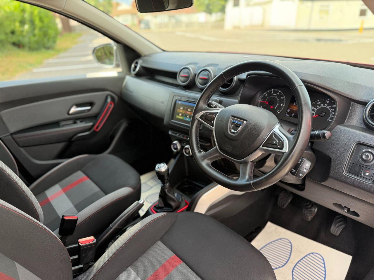 Dacia Duster view 10