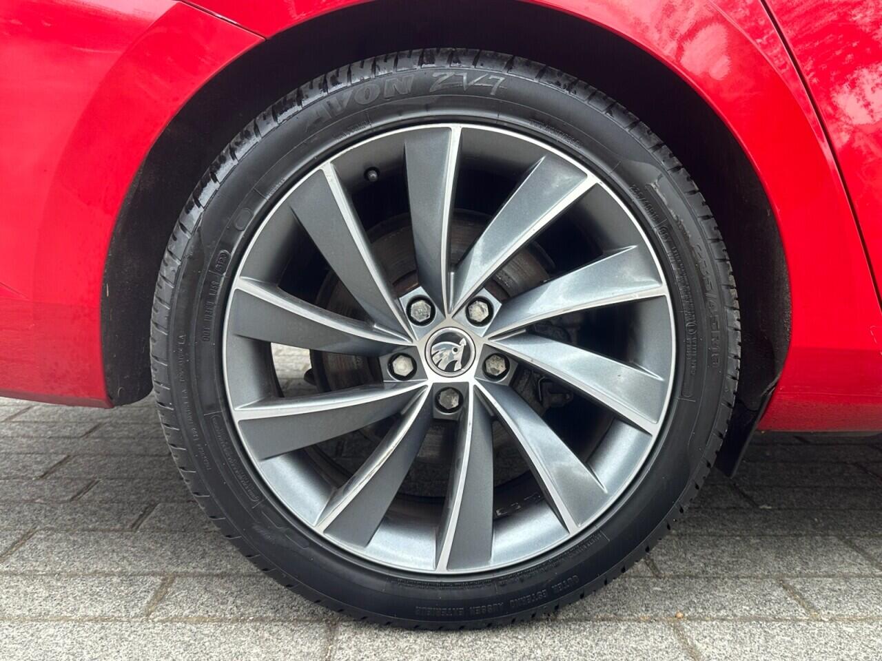 Skoda Superb view 45
