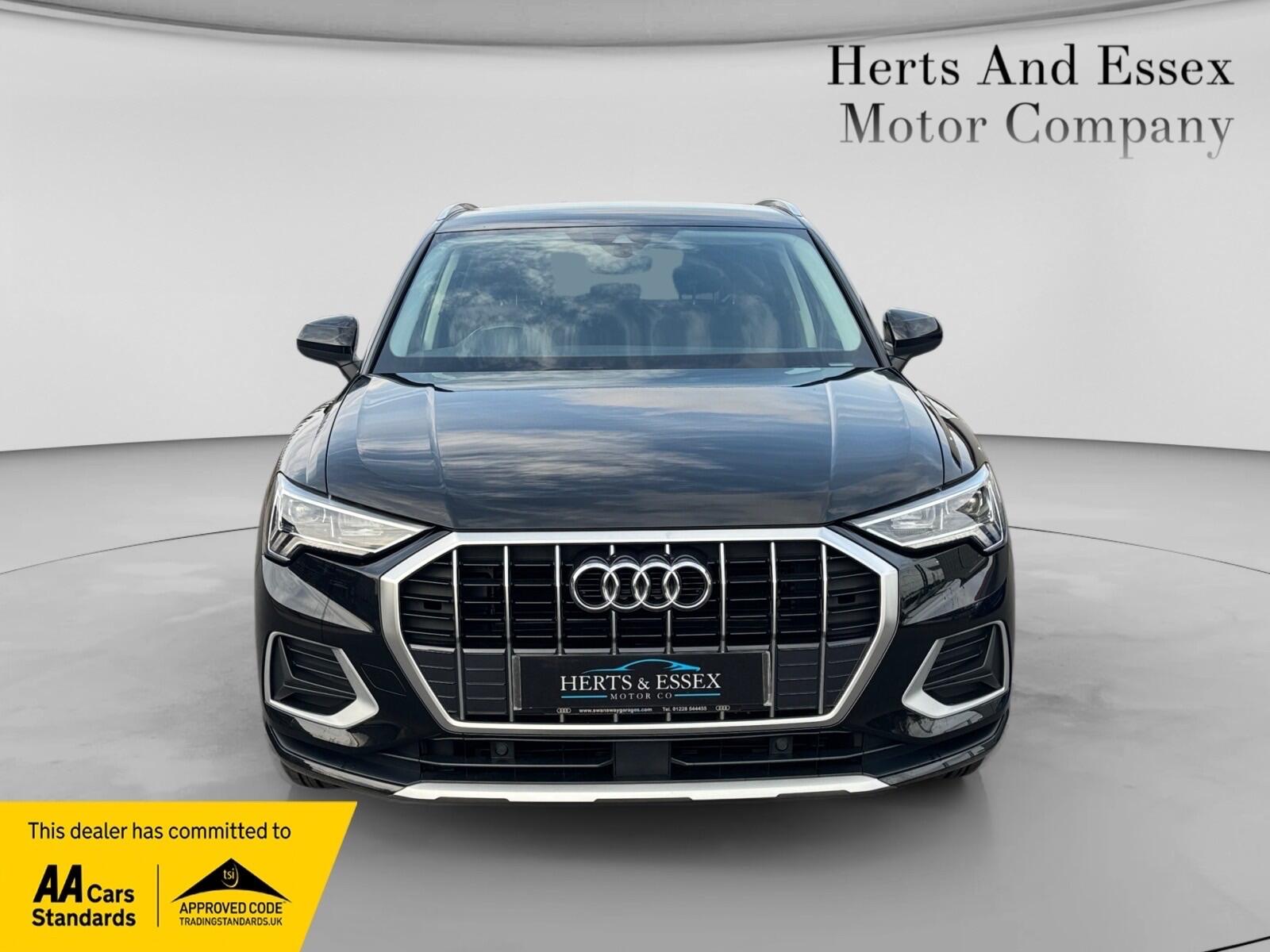 Audi Q3 view 2