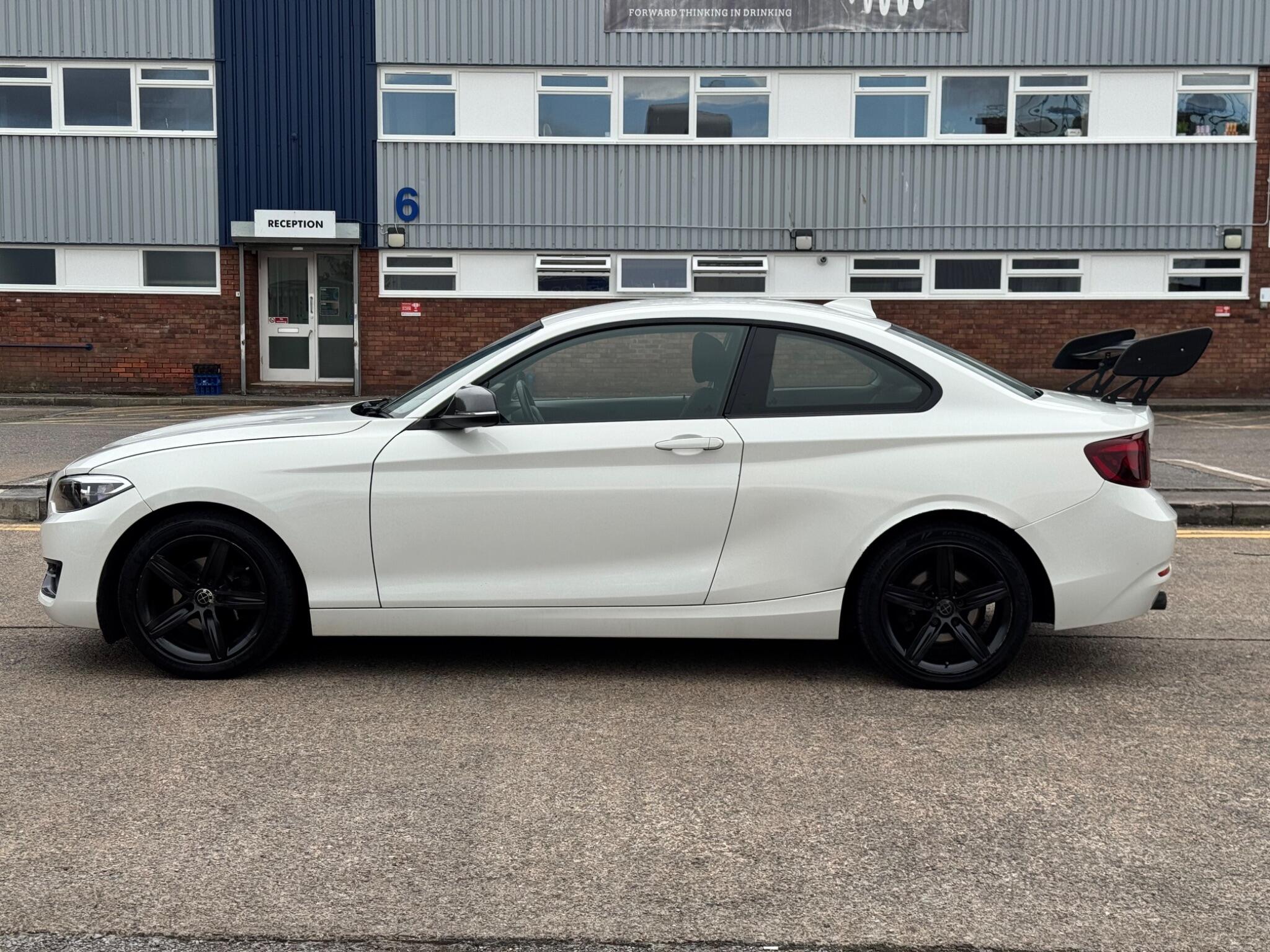 BMW 2 Series view 13