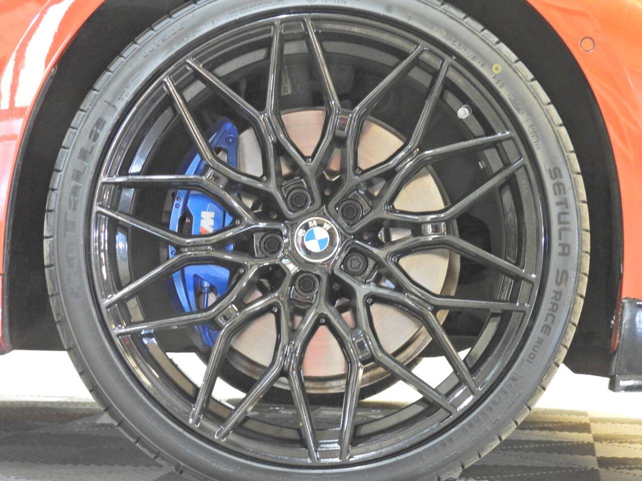 BMW 3 Series view 13