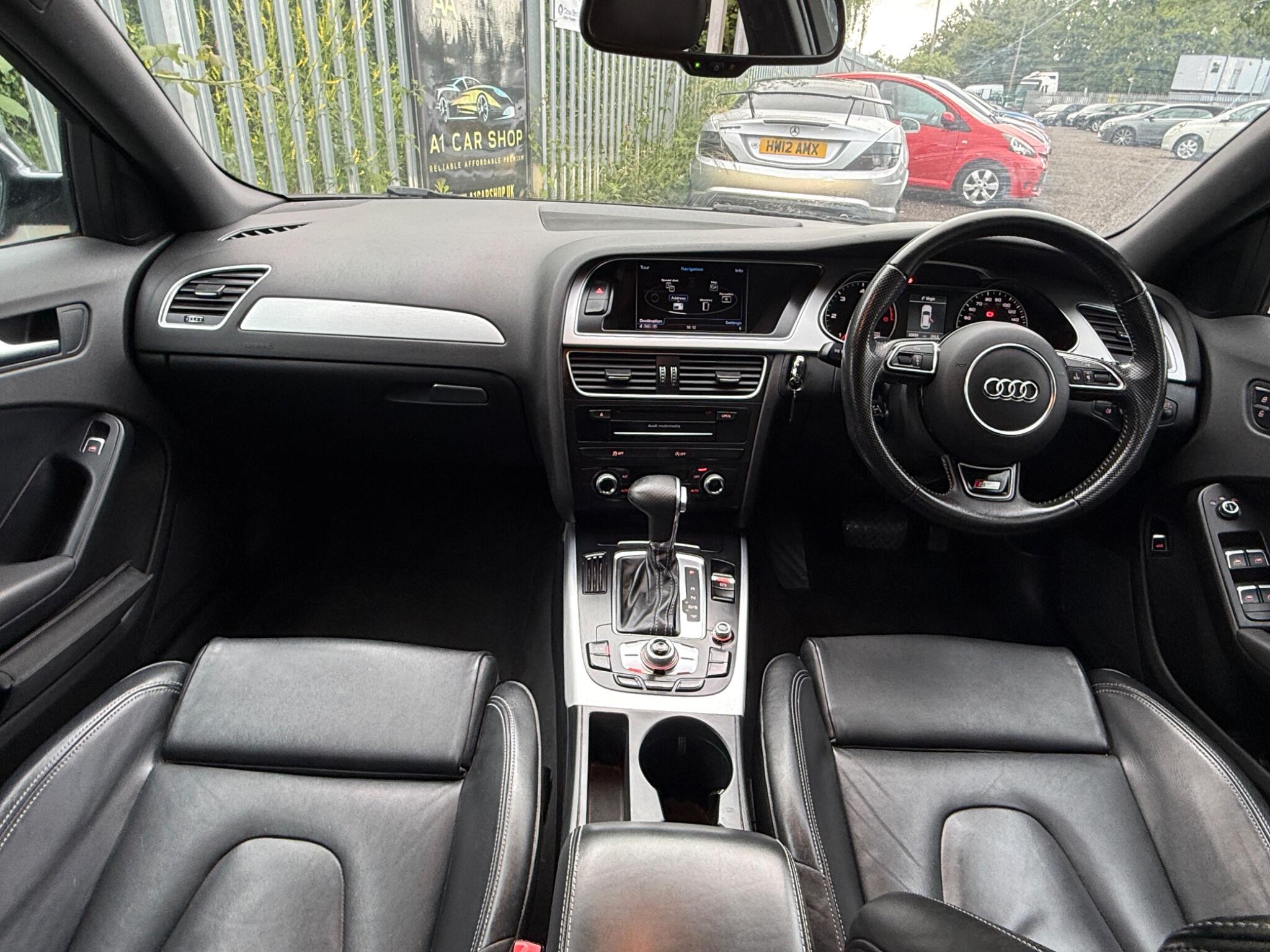 2015 Audi A4 Avant image 27