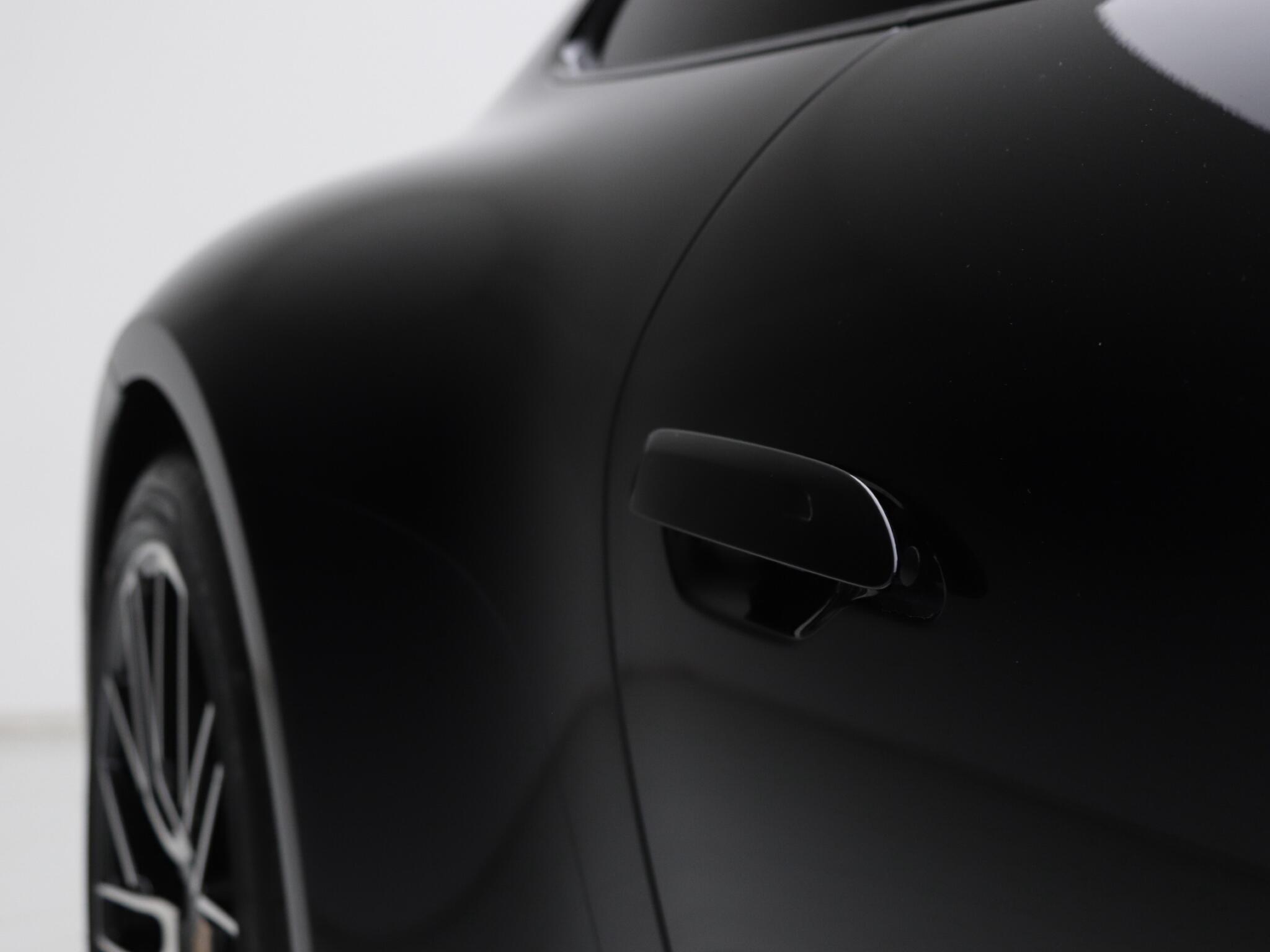 Porsche 911 view 26