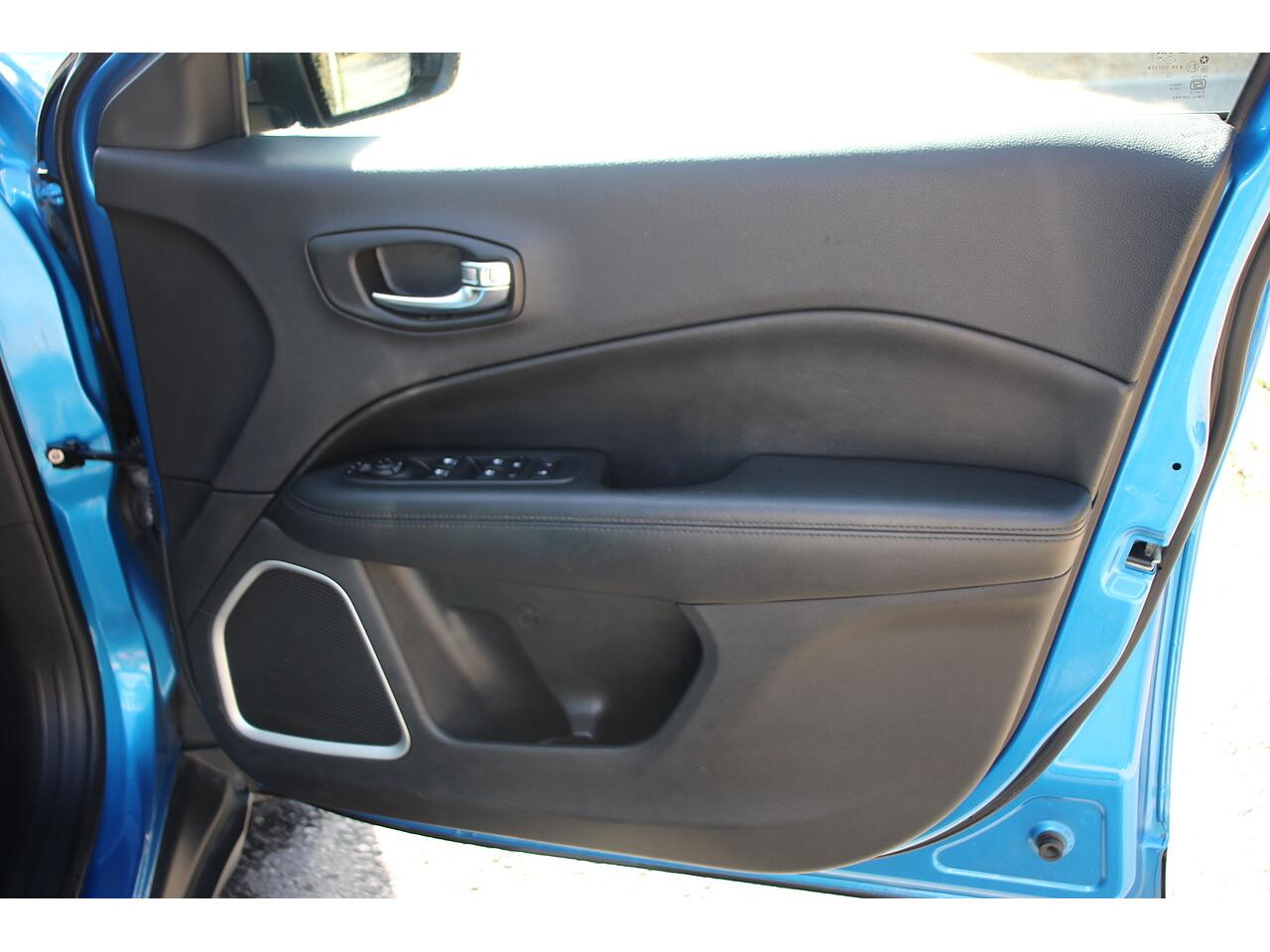 Jeep Compass view 34
