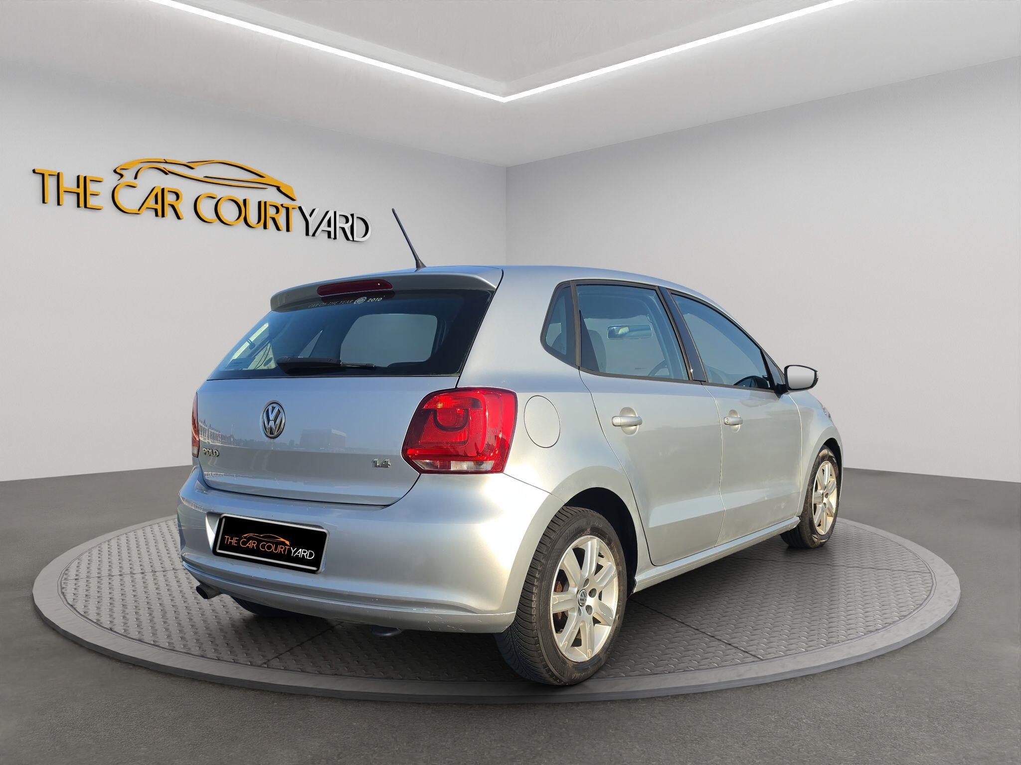 Volkswagen Polo view 8