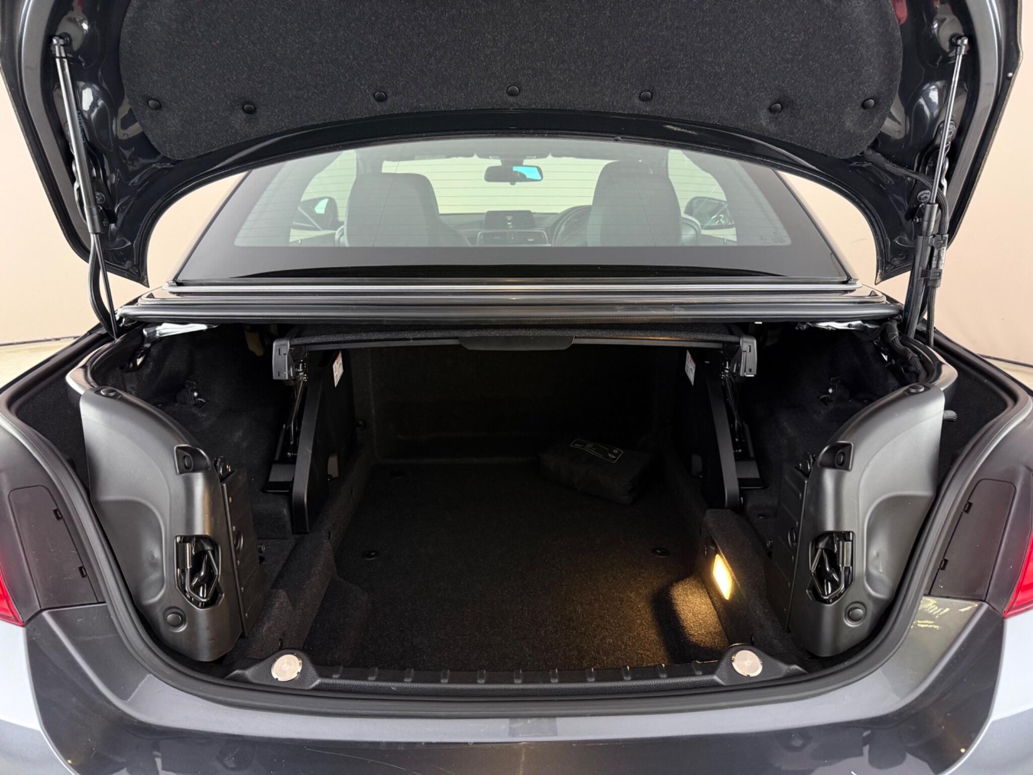 BMW 4 Series view 13