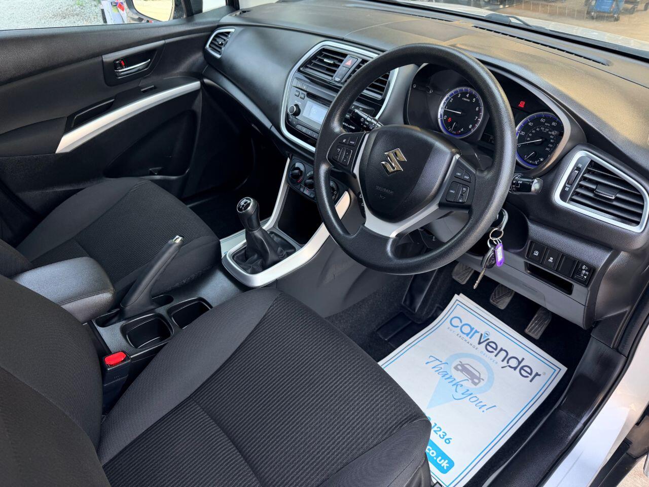 Suzuki SX4 S-Cross view 15