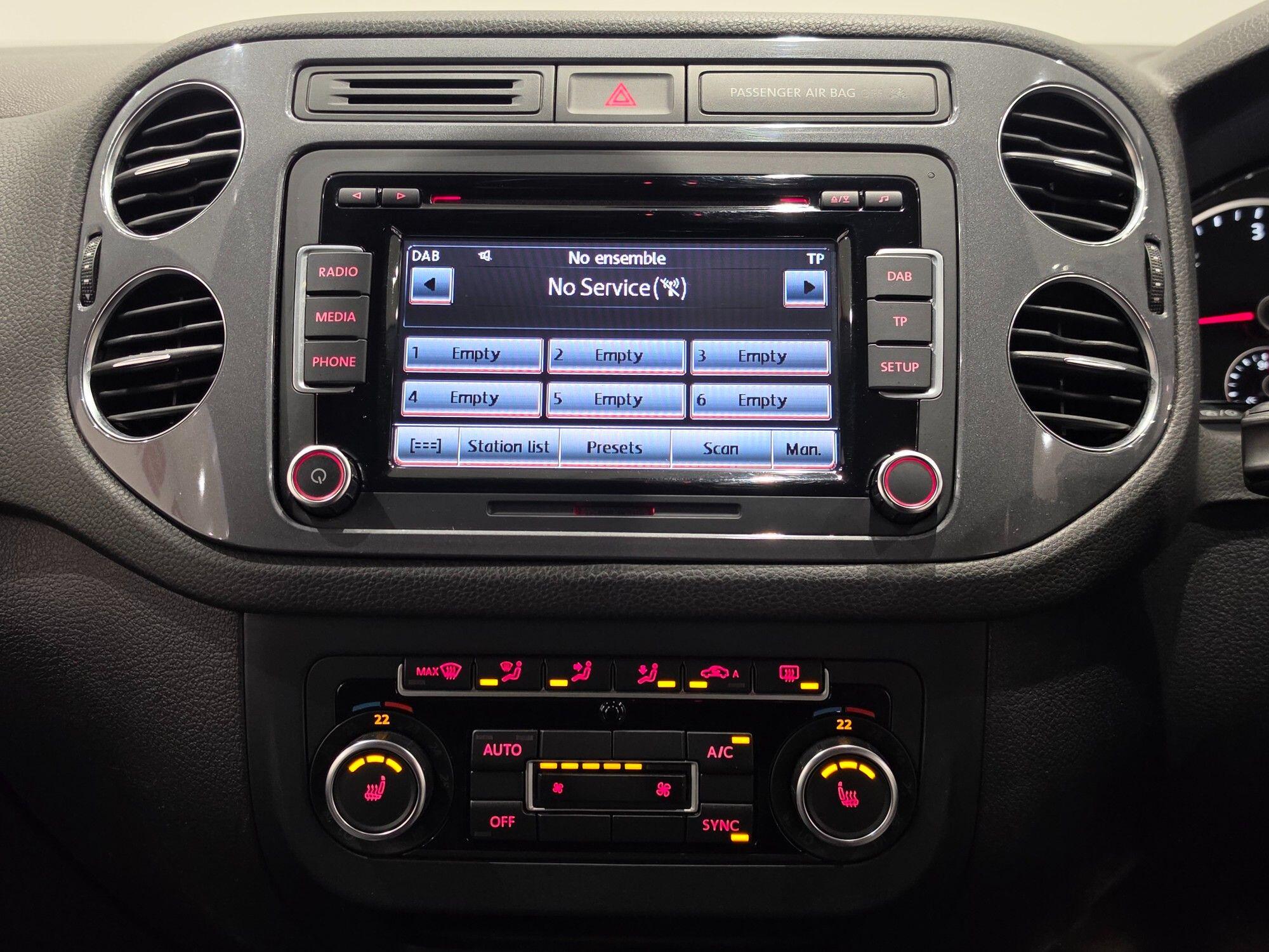 Volkswagen Tiguan view 27