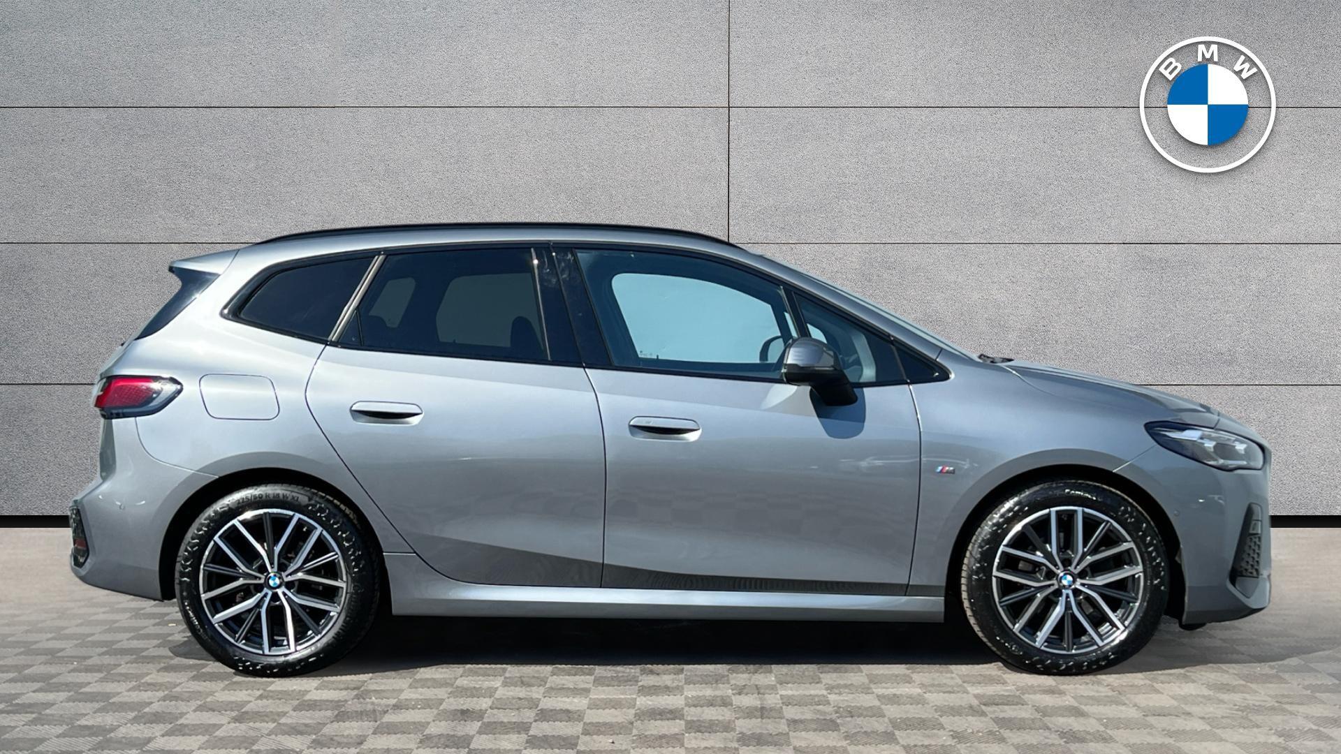 BMW 2 Series view 3