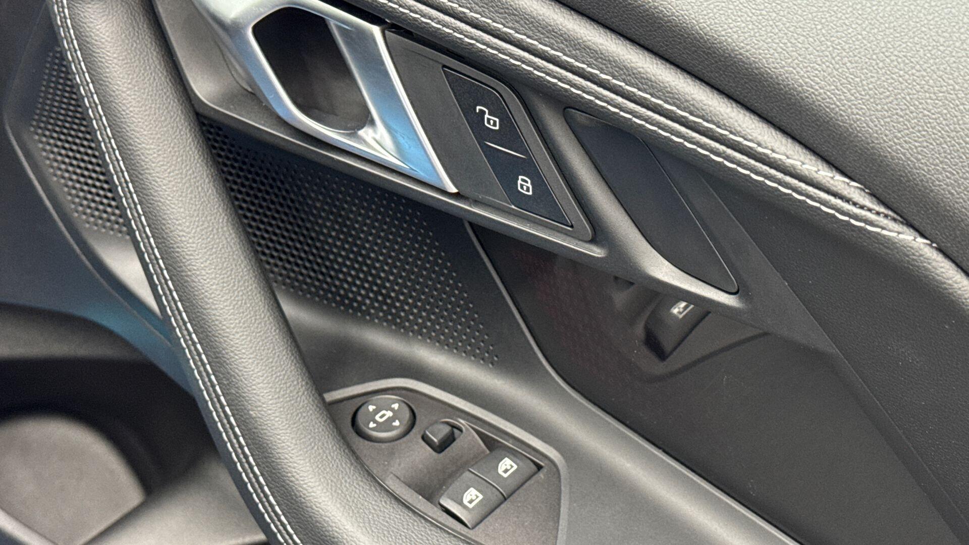 BMW 2 Series view 20