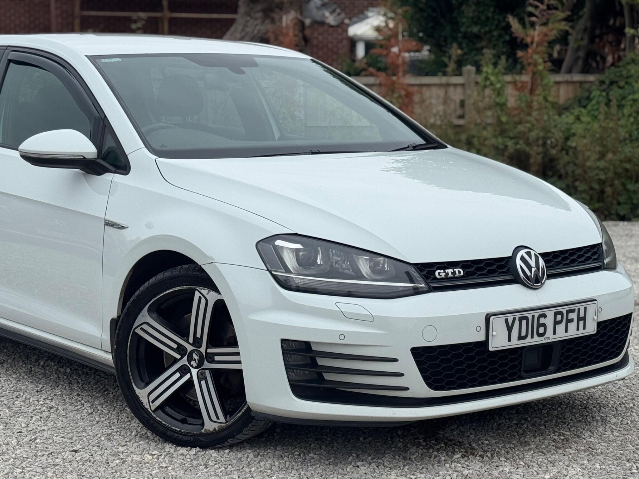 Volkswagen Golf view 54