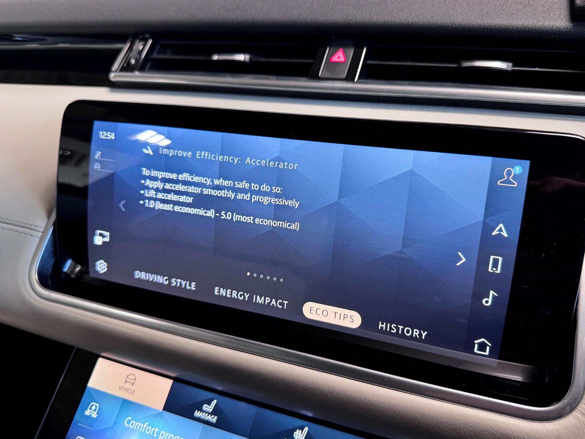 Land Rover Range Rover Velar view 59