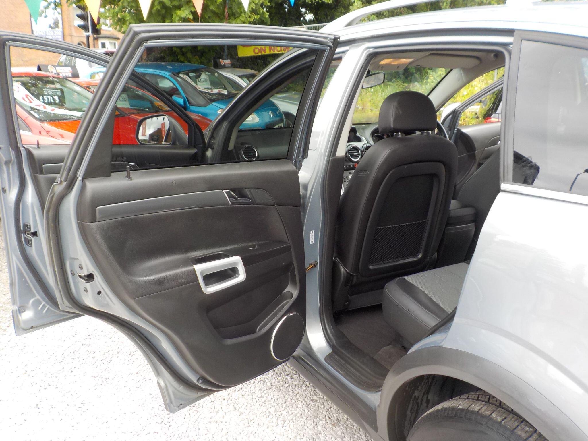 Vauxhall Antara 2.4 Exclusiv 2WD Euro 5 5dr