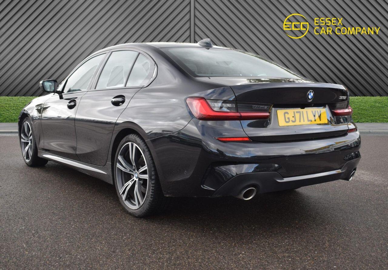 BMW 3 Series view 10