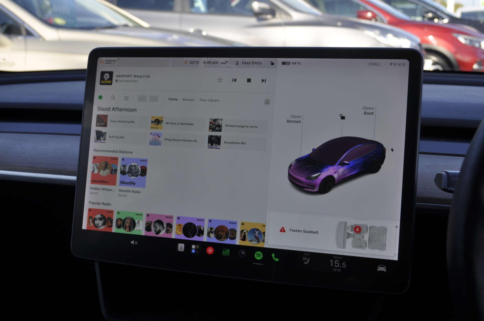 Tesla Model 3 view 15