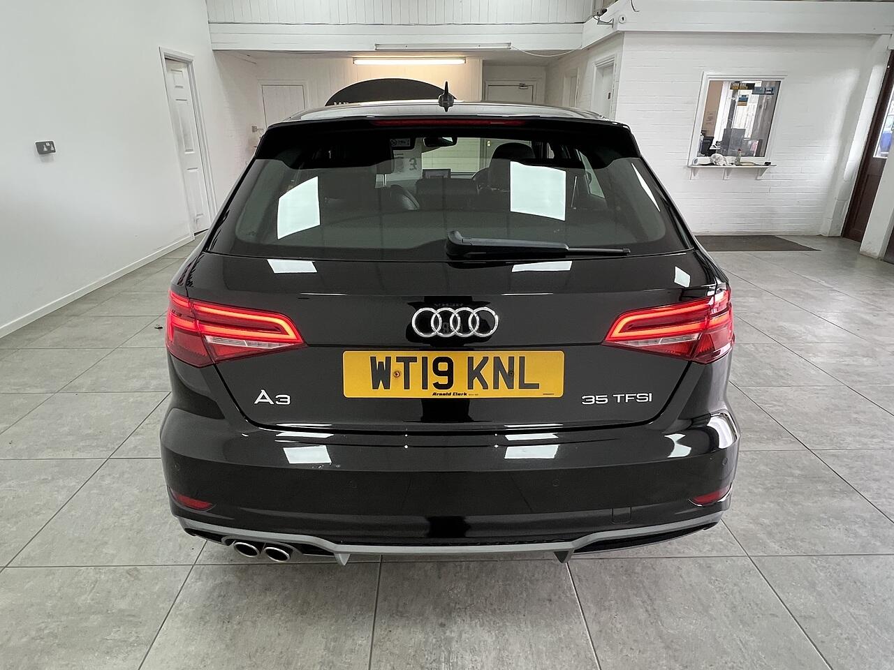 Audi A3 view 4