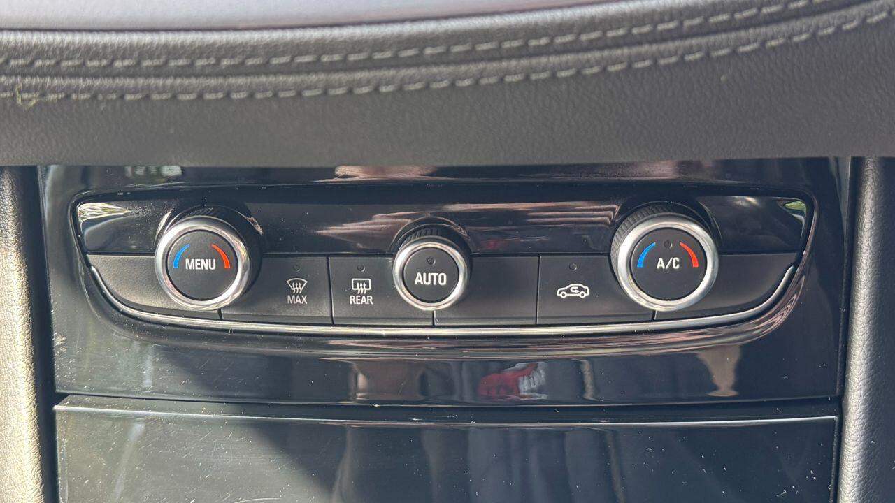 Vauxhall Grandland X view 28
