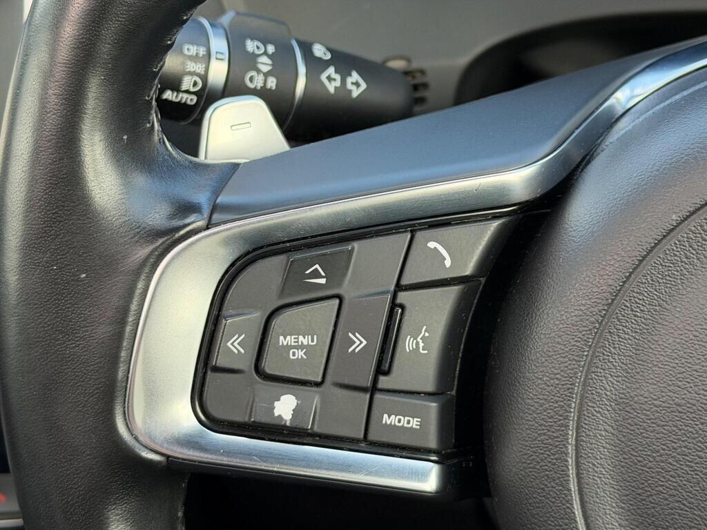 Jaguar F-Pace view 29