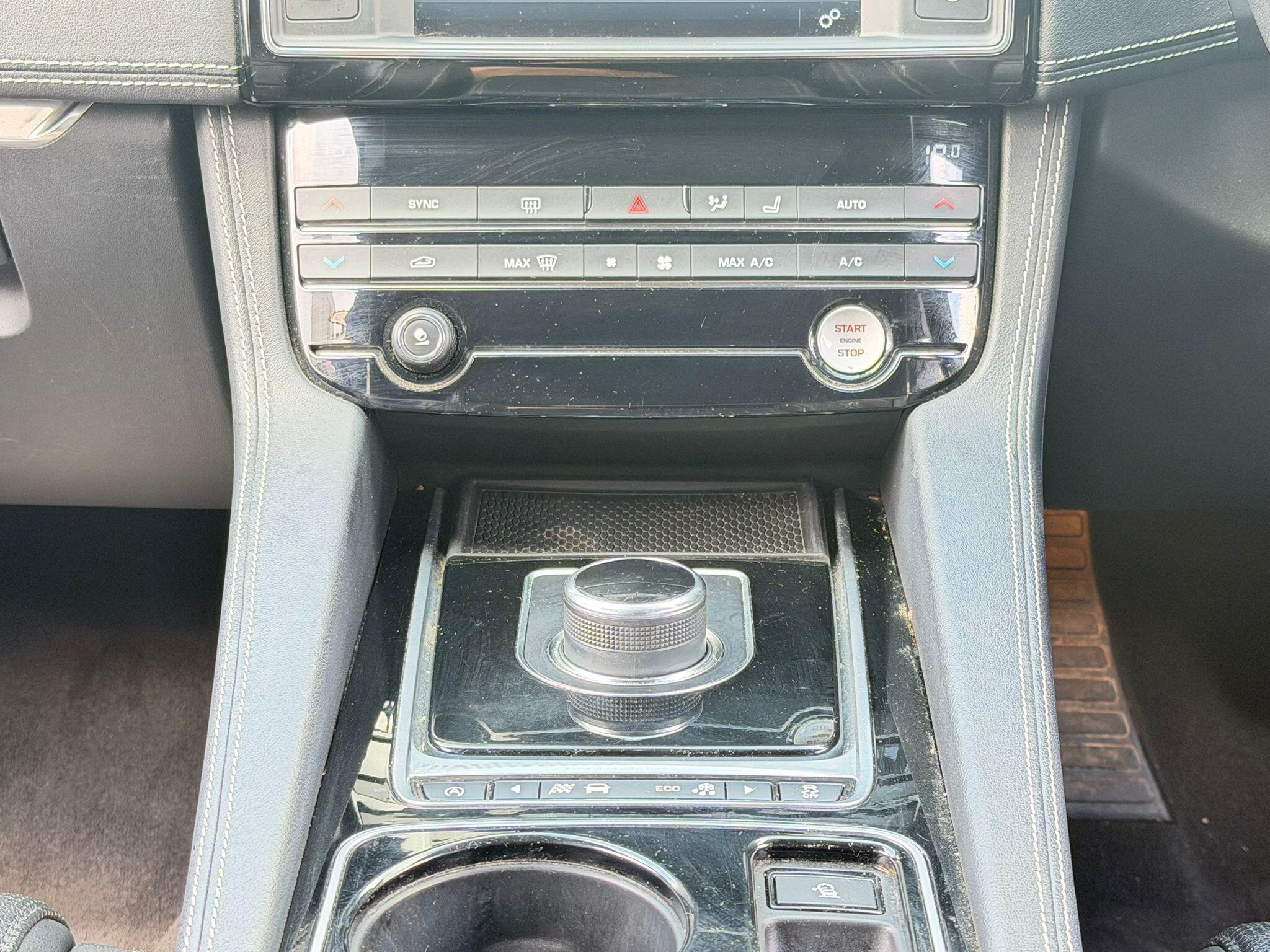 Jaguar F-Pace view 22