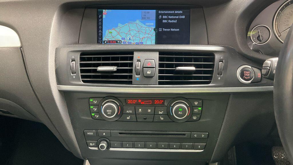 BMW X3 view 6