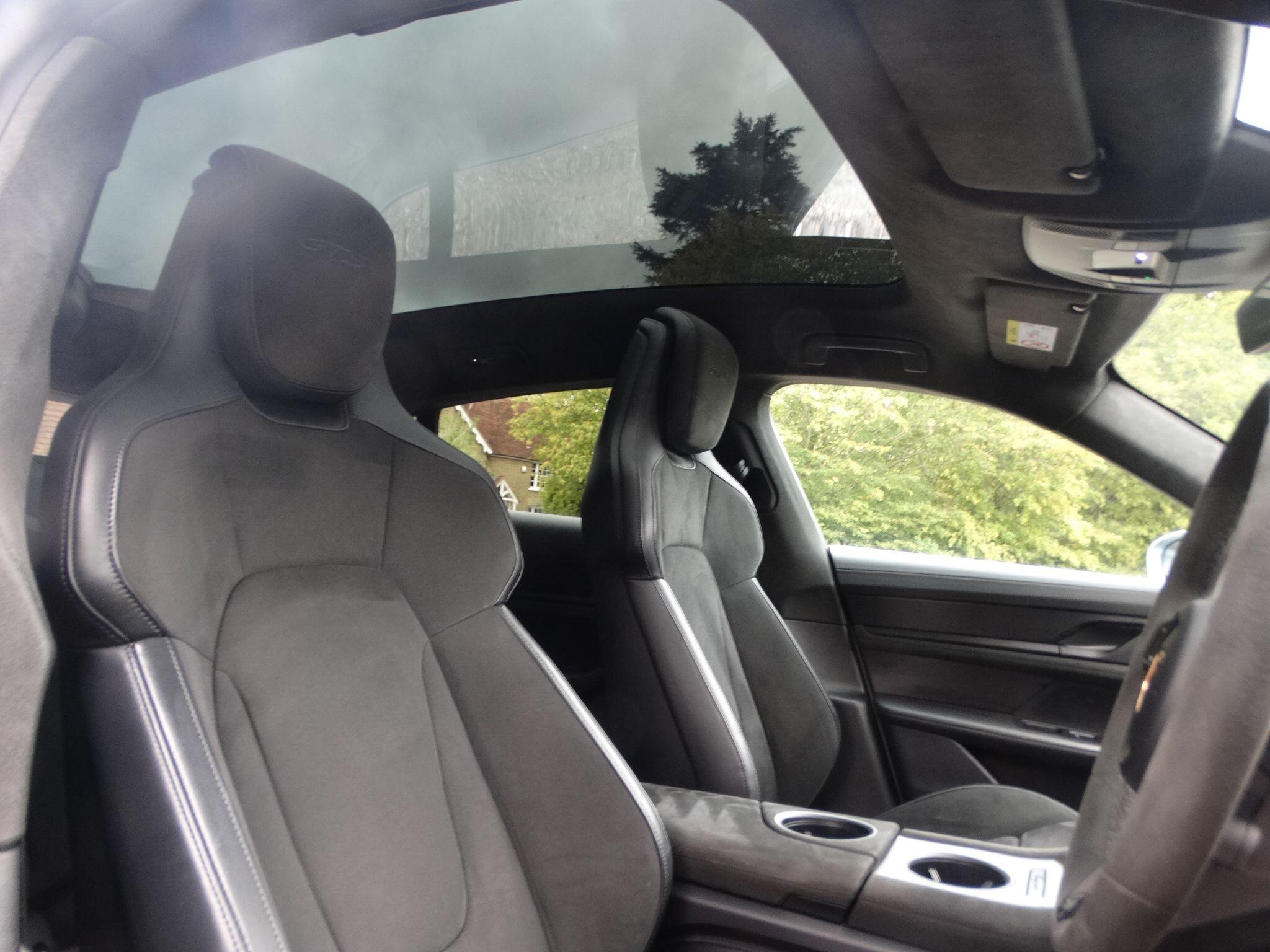 Porsche Taycan view 22