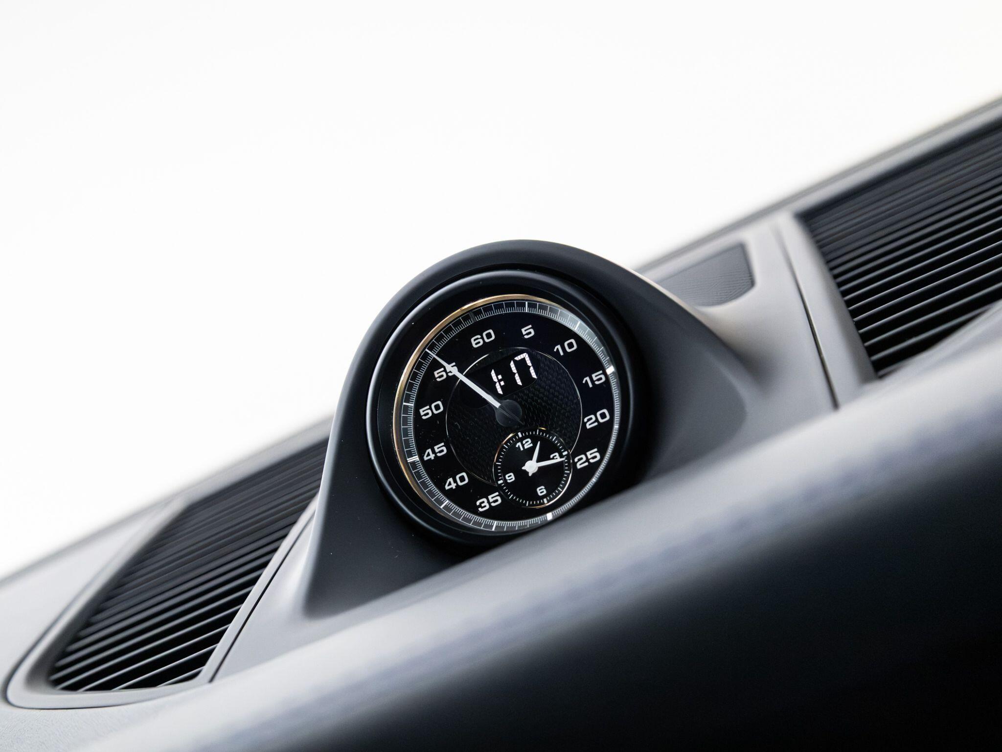 Porsche Macan view 49