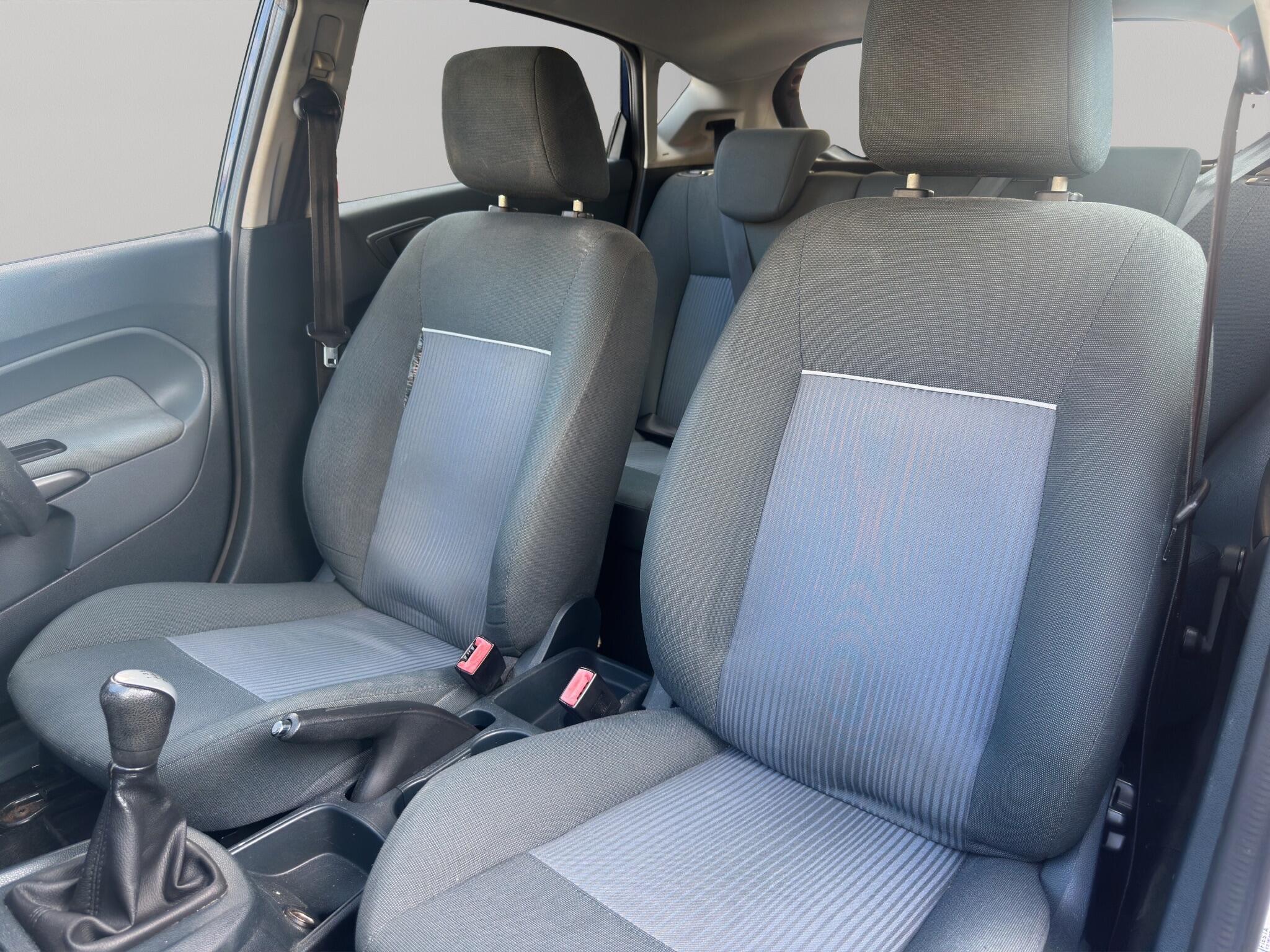 Ford Fiesta view 10