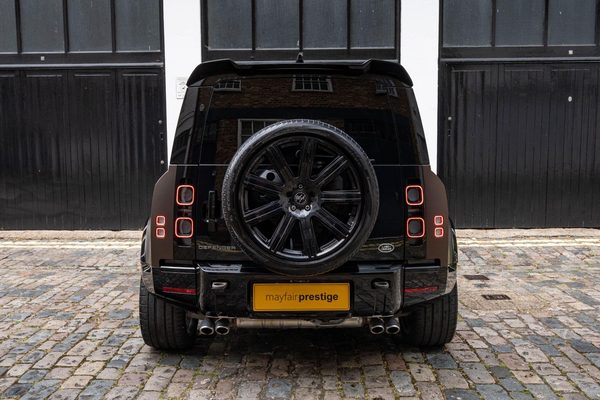 Land Rover Defender view 13