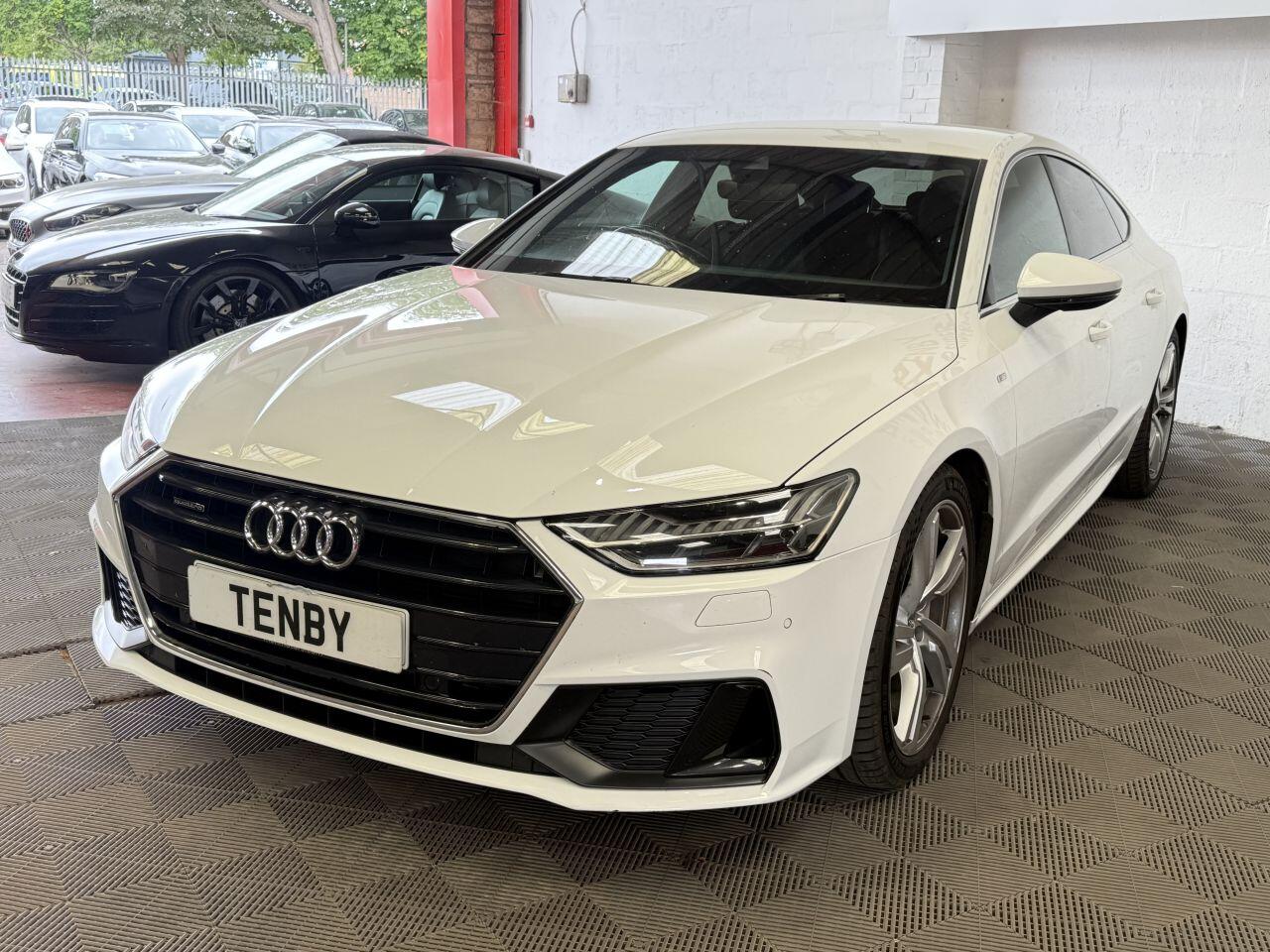 Audi A7 view 5