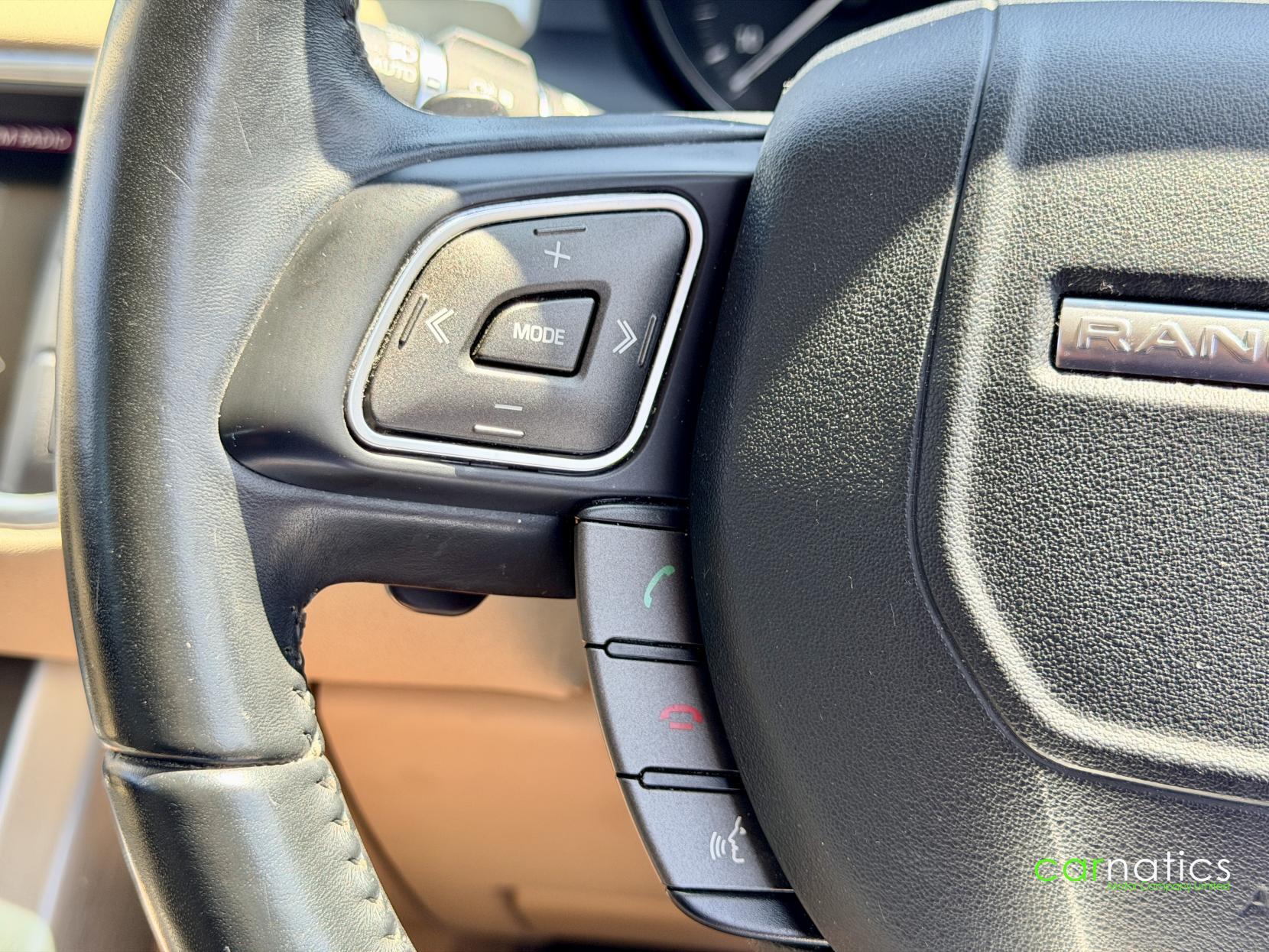 Land Rover Range Rover Evoque view 34