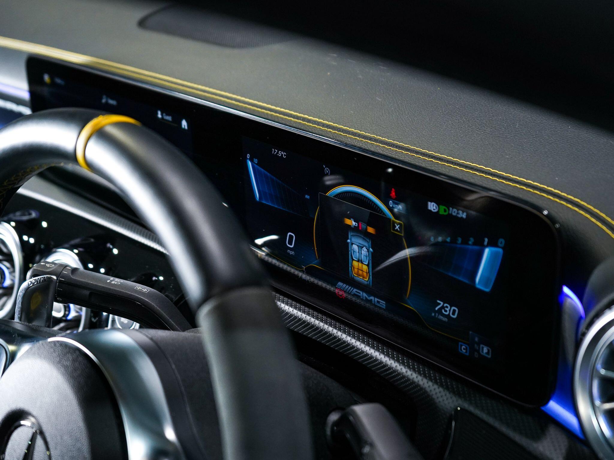 Mercedes-Benz CLA view 14