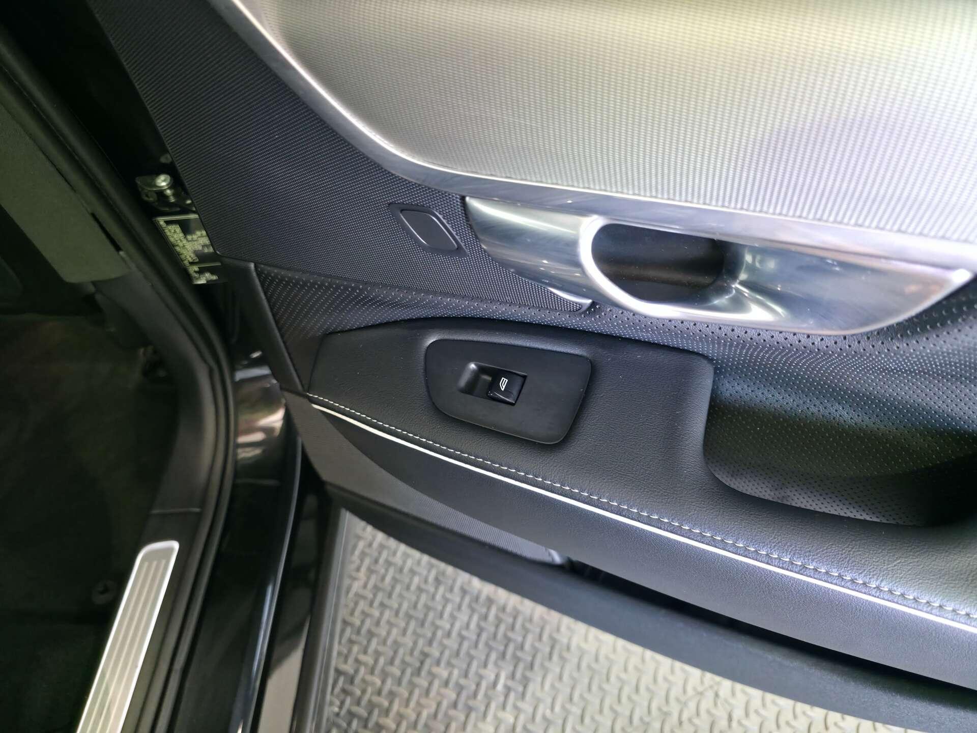 Volvo S90 view 57