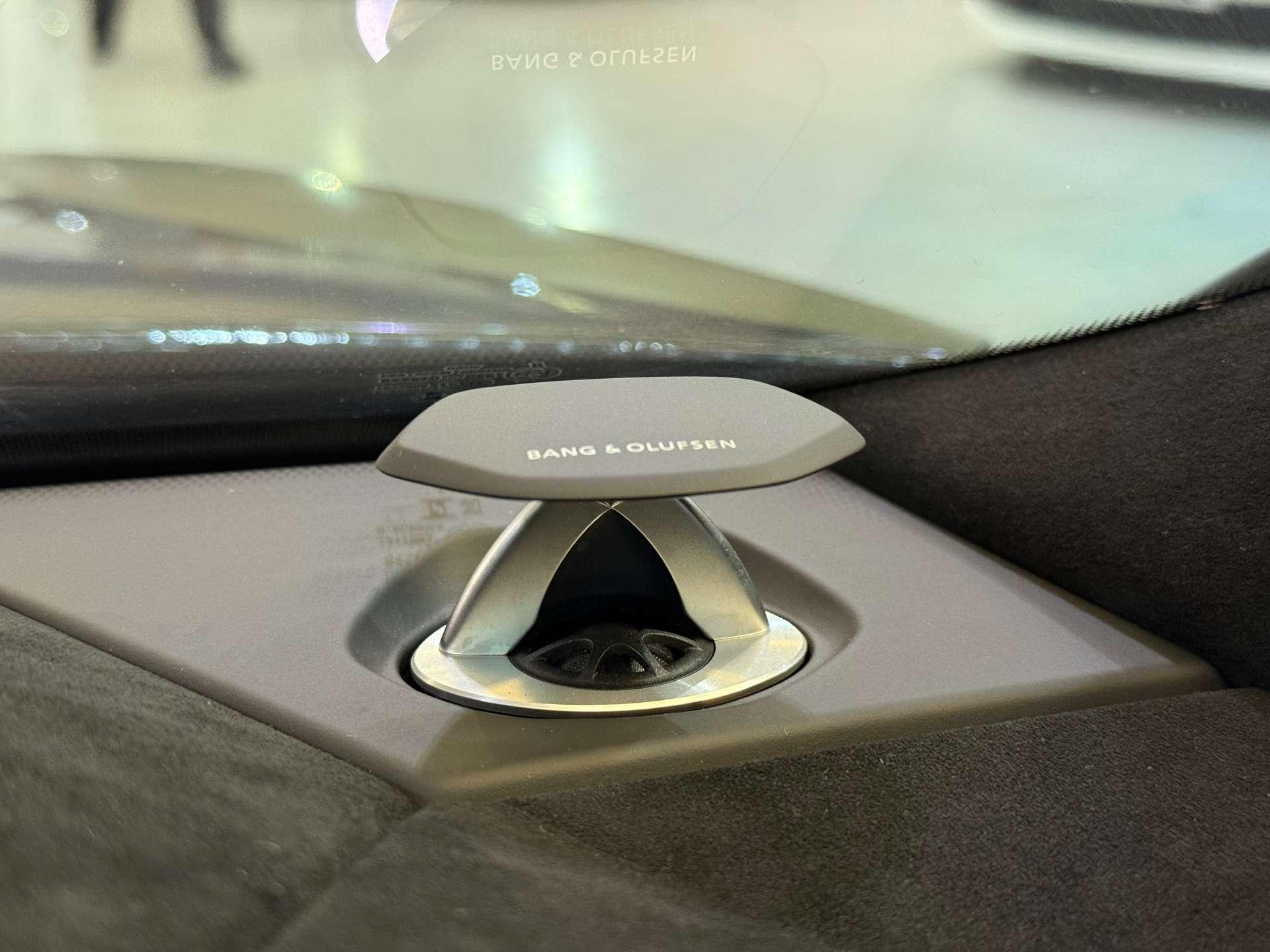 Lamborghini Urus view 70