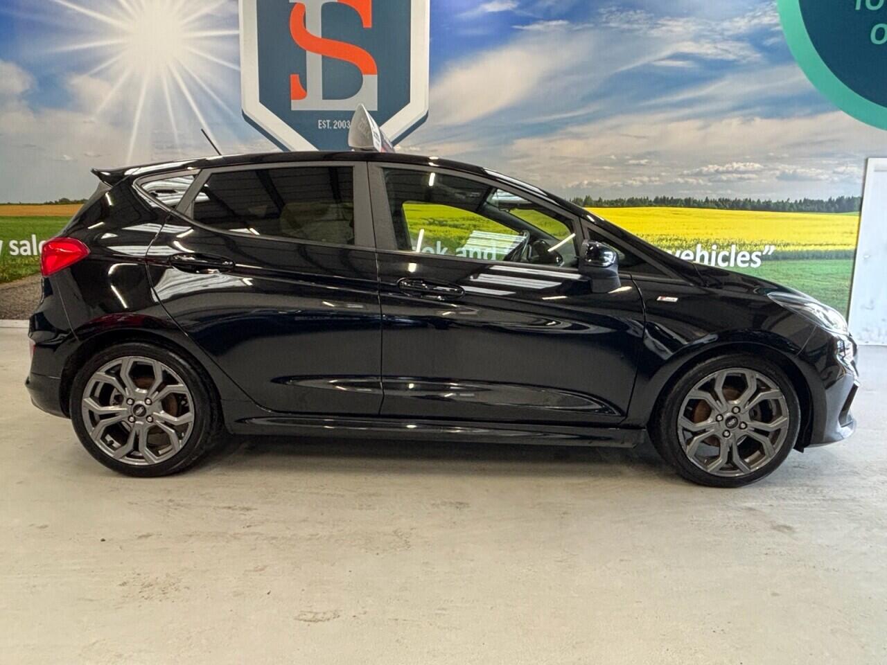 Ford Fiesta view 4