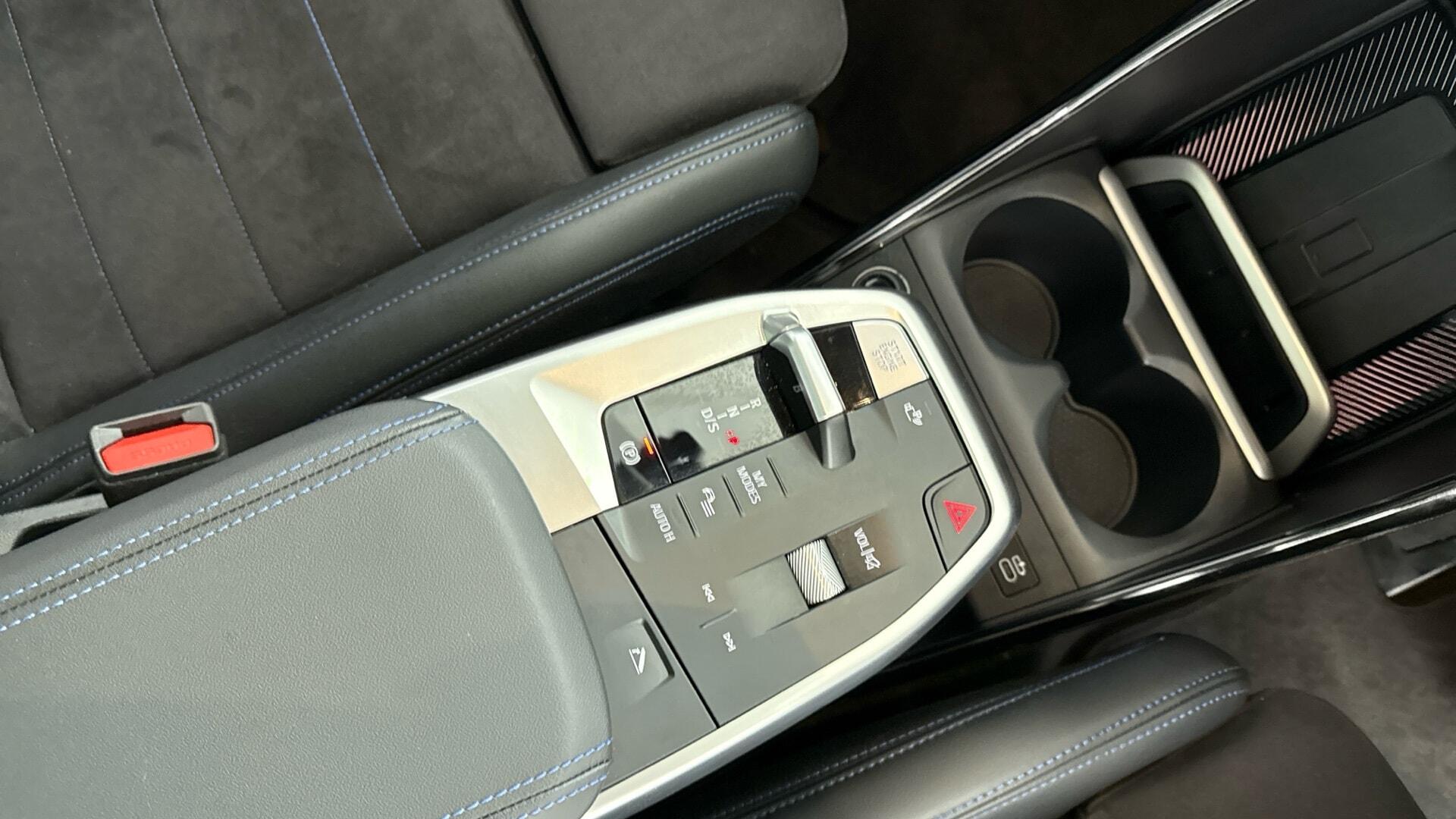 BMW 2 Series view 10
