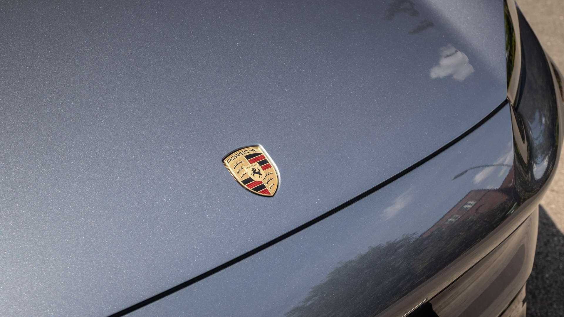 Porsche Cayenne view 9