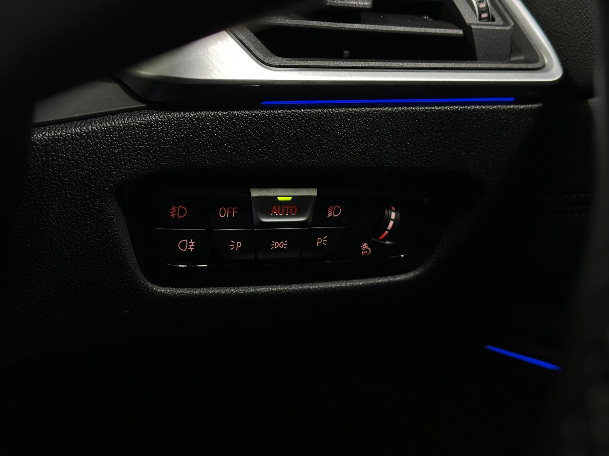 BMW 3 Series view 17