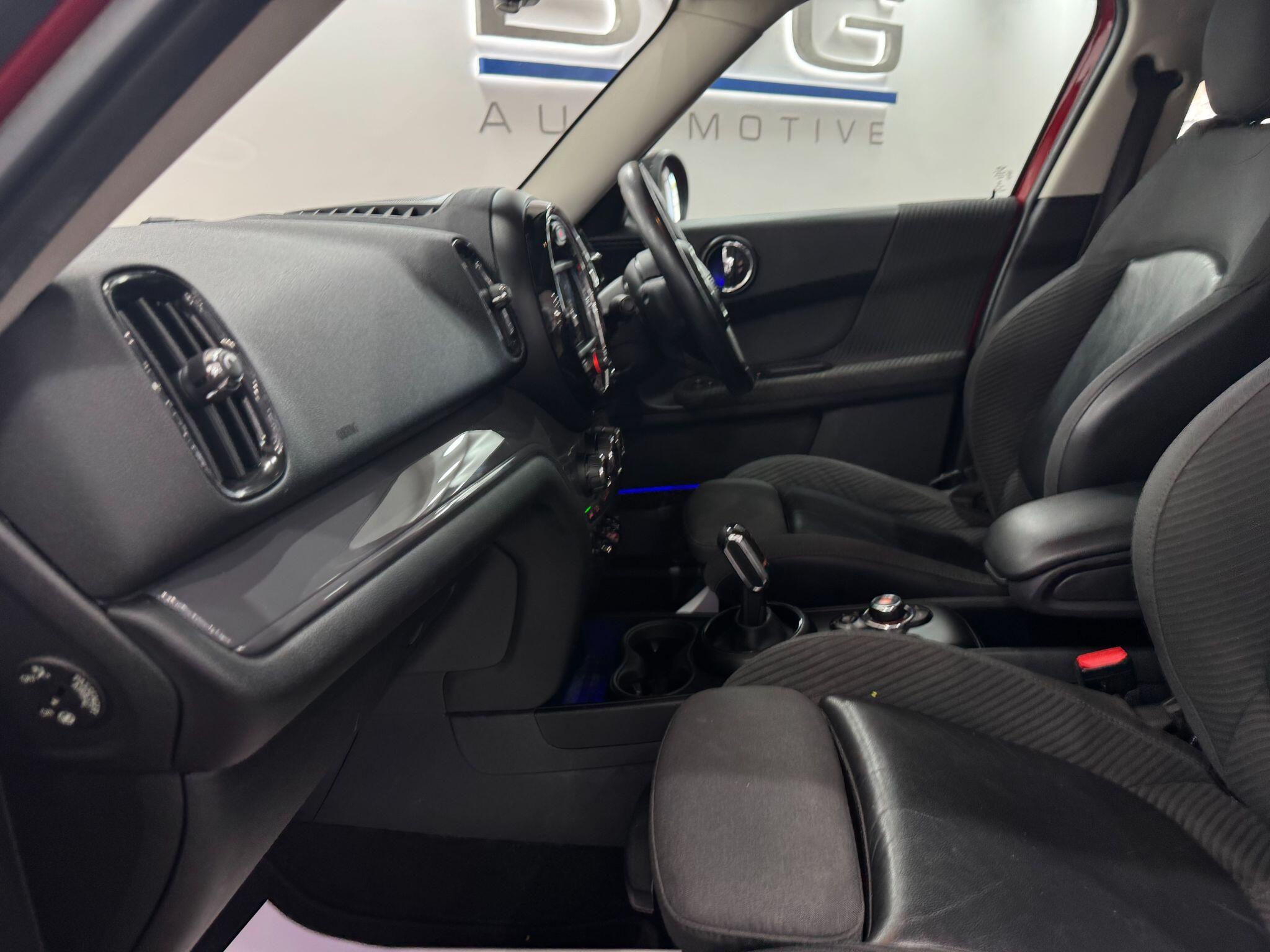 Mini Countryman view 45