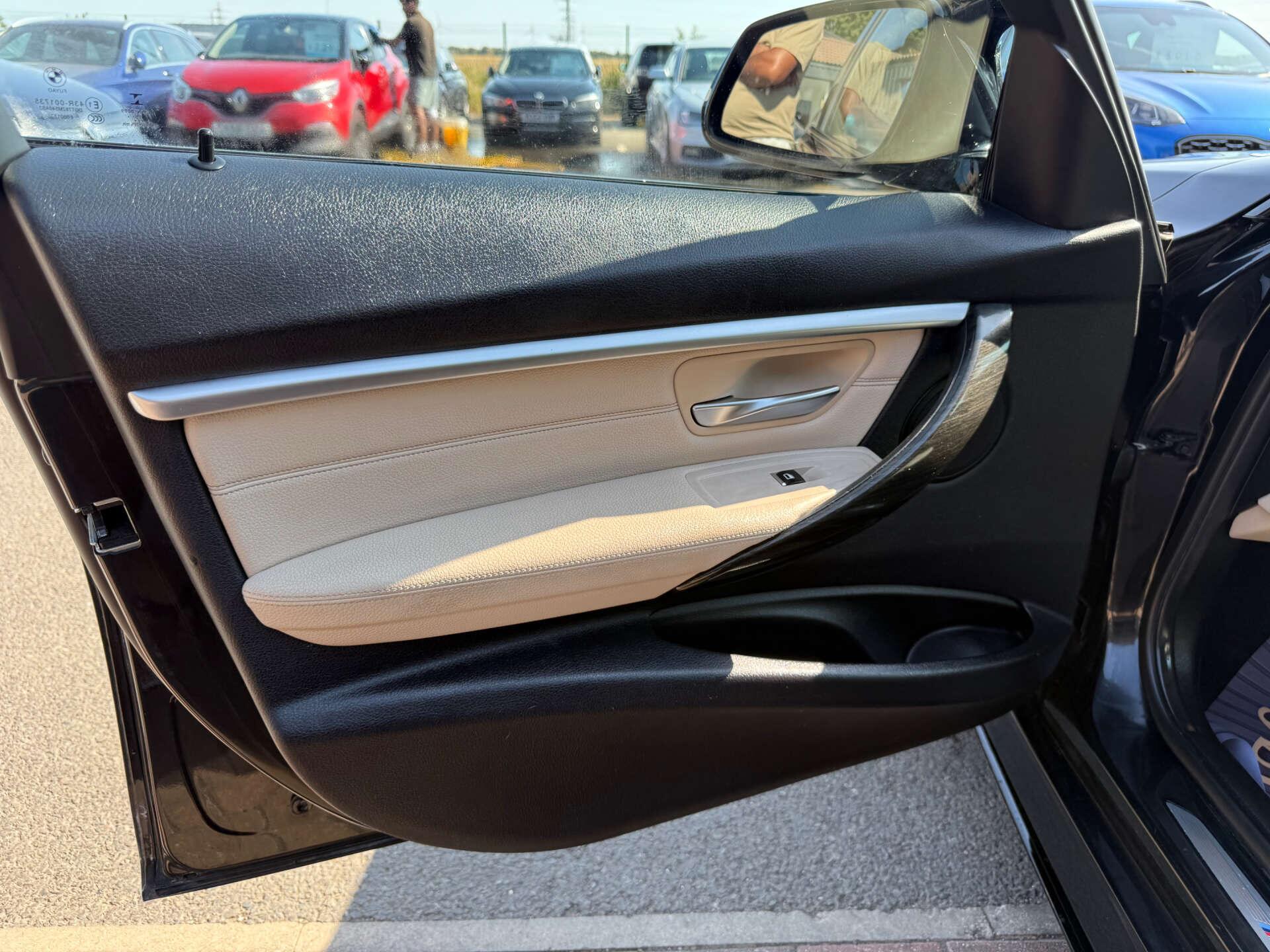 BMW 3 Series view 72