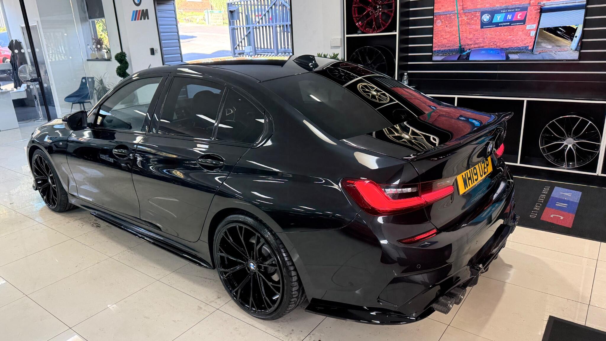 BMW 3 Series view 36