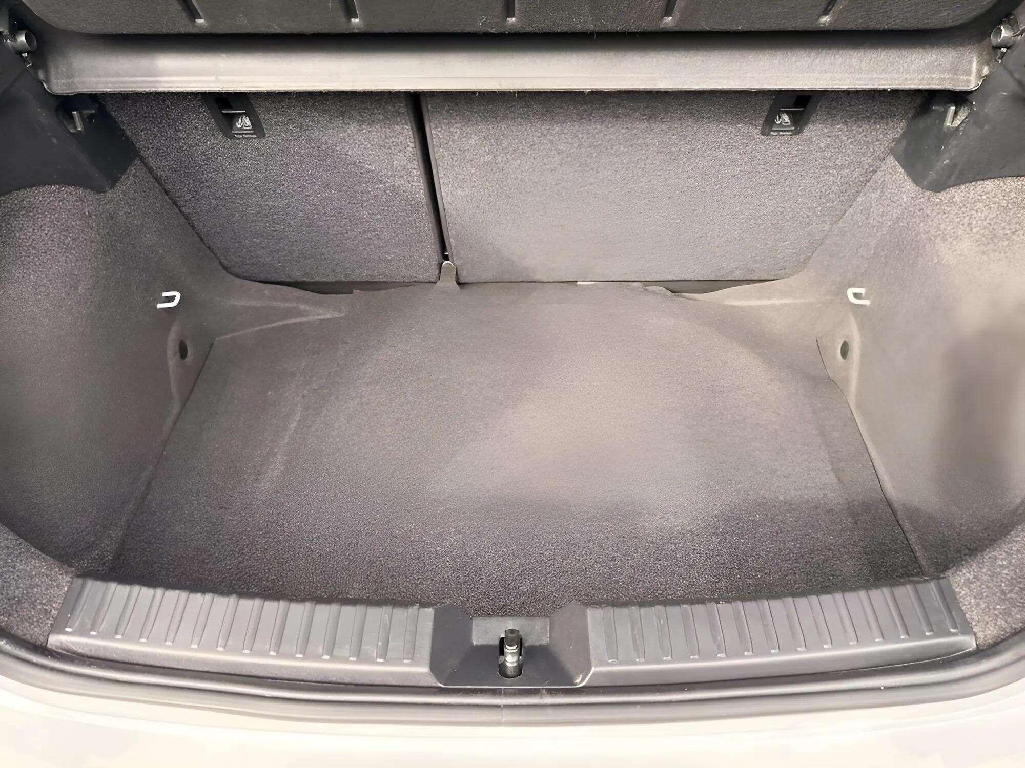 Seat Ibiza view 10