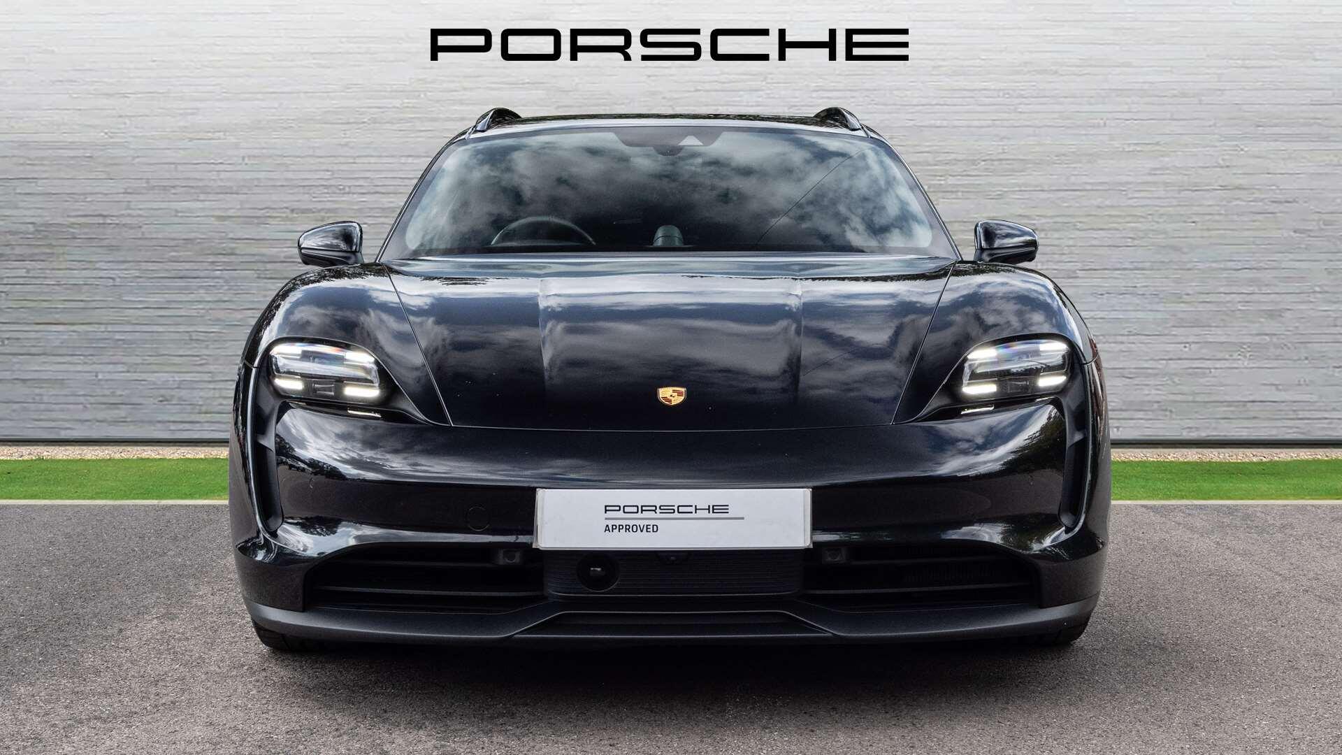 Porsche Taycan view 7