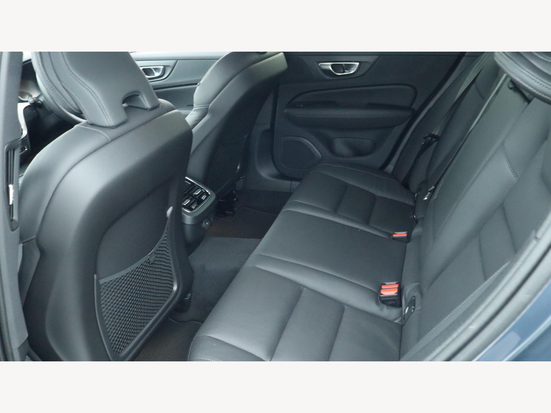 Volvo V60 view 30