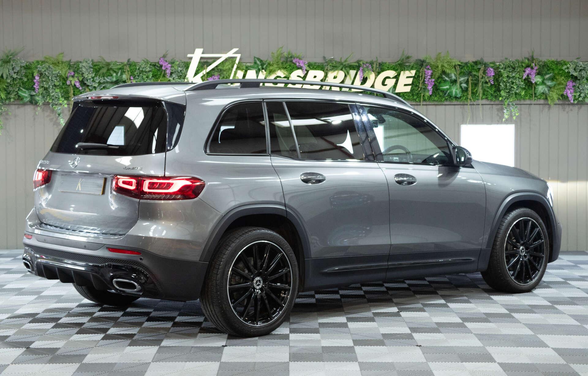 Mercedes-Benz GLB view 20
