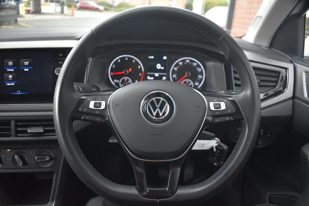 Volkswagen Polo view 41