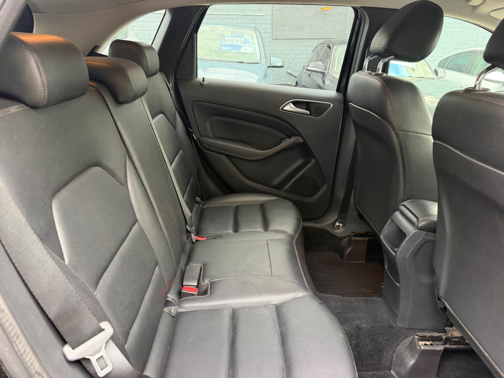 Mercedes-Benz B-Class view 20