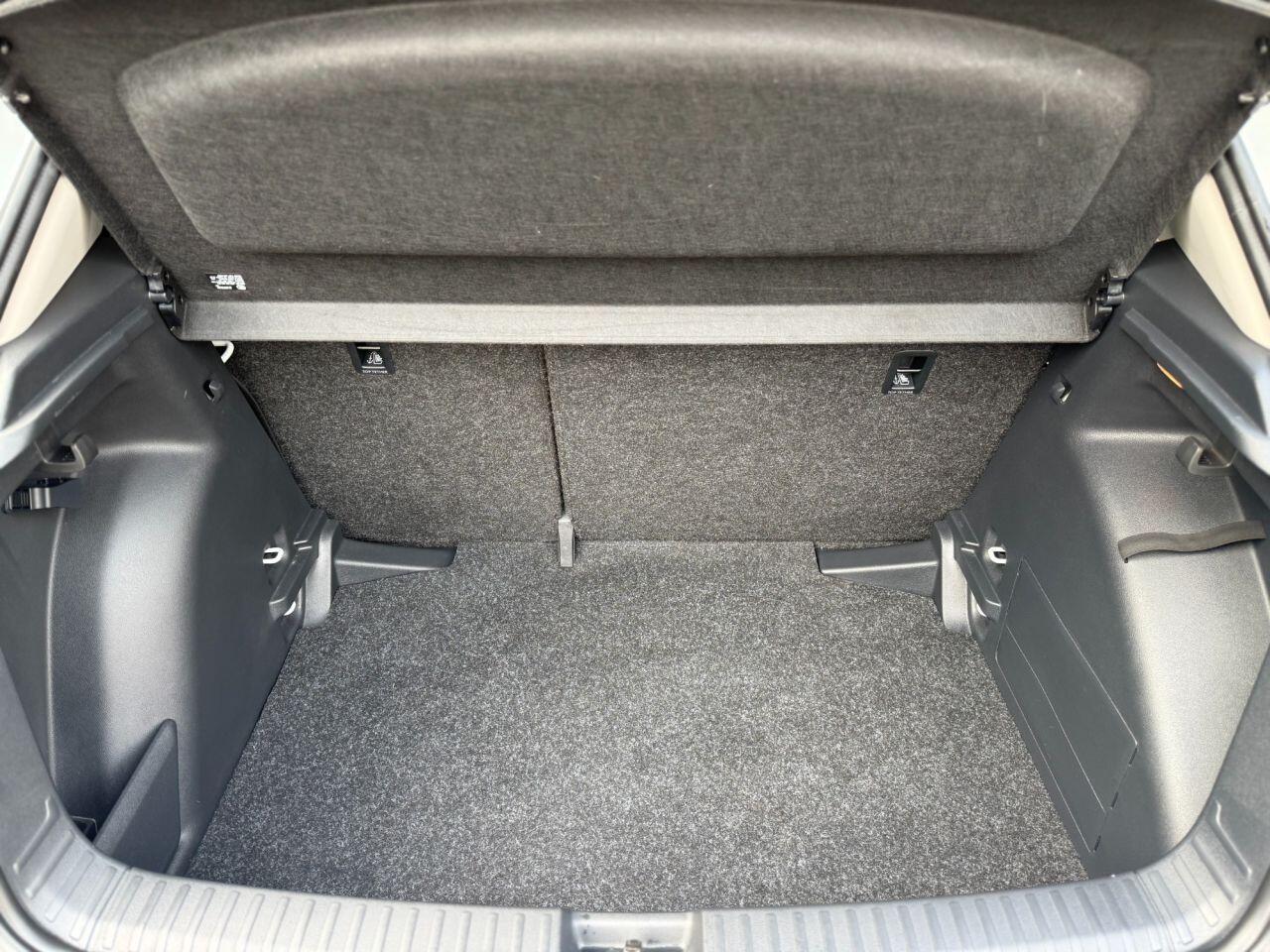 Skoda Fabia view 40