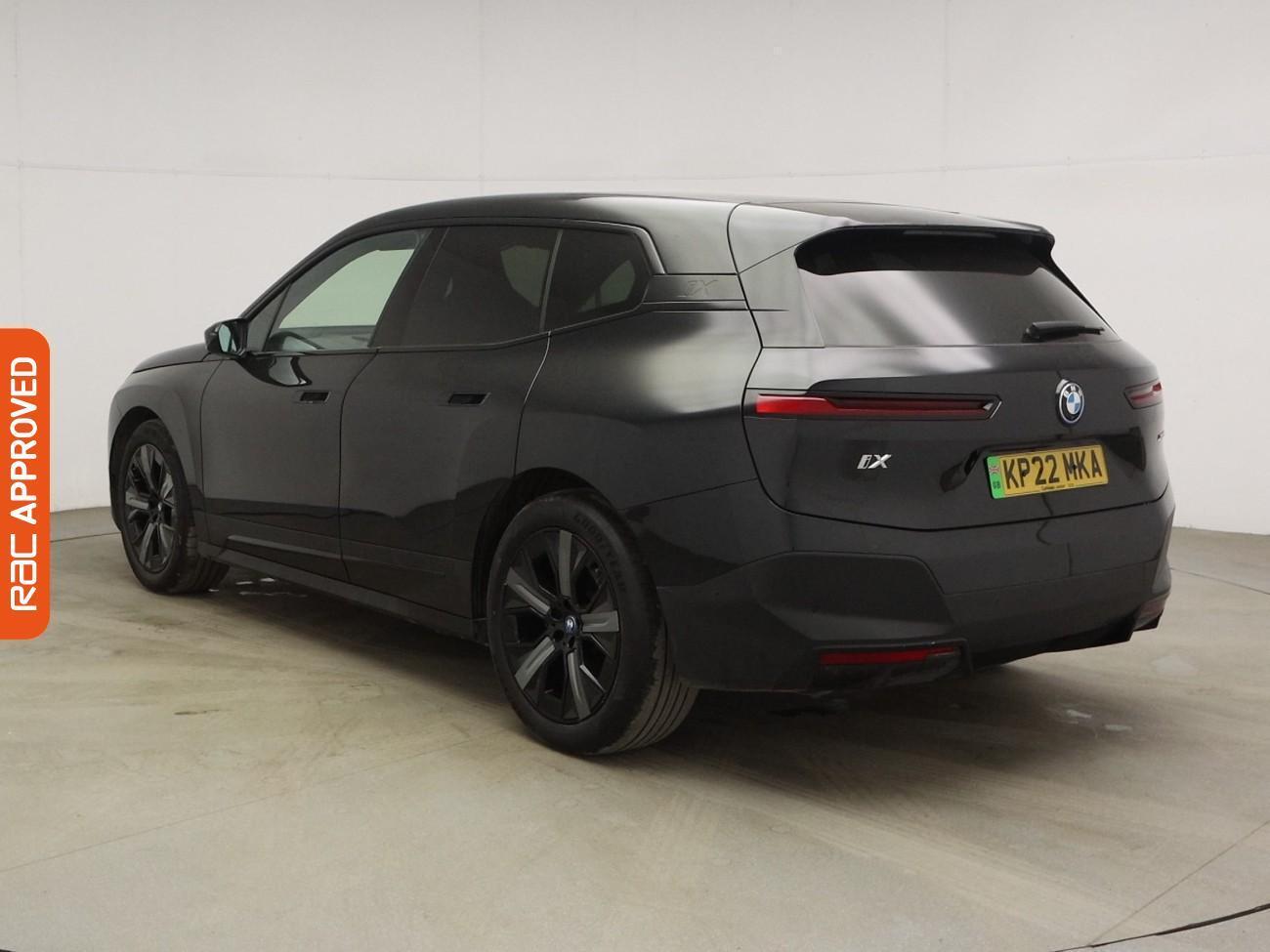 BMW Ix view 5