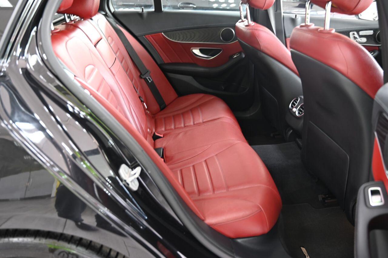 Mercedes-Benz C Class view 16